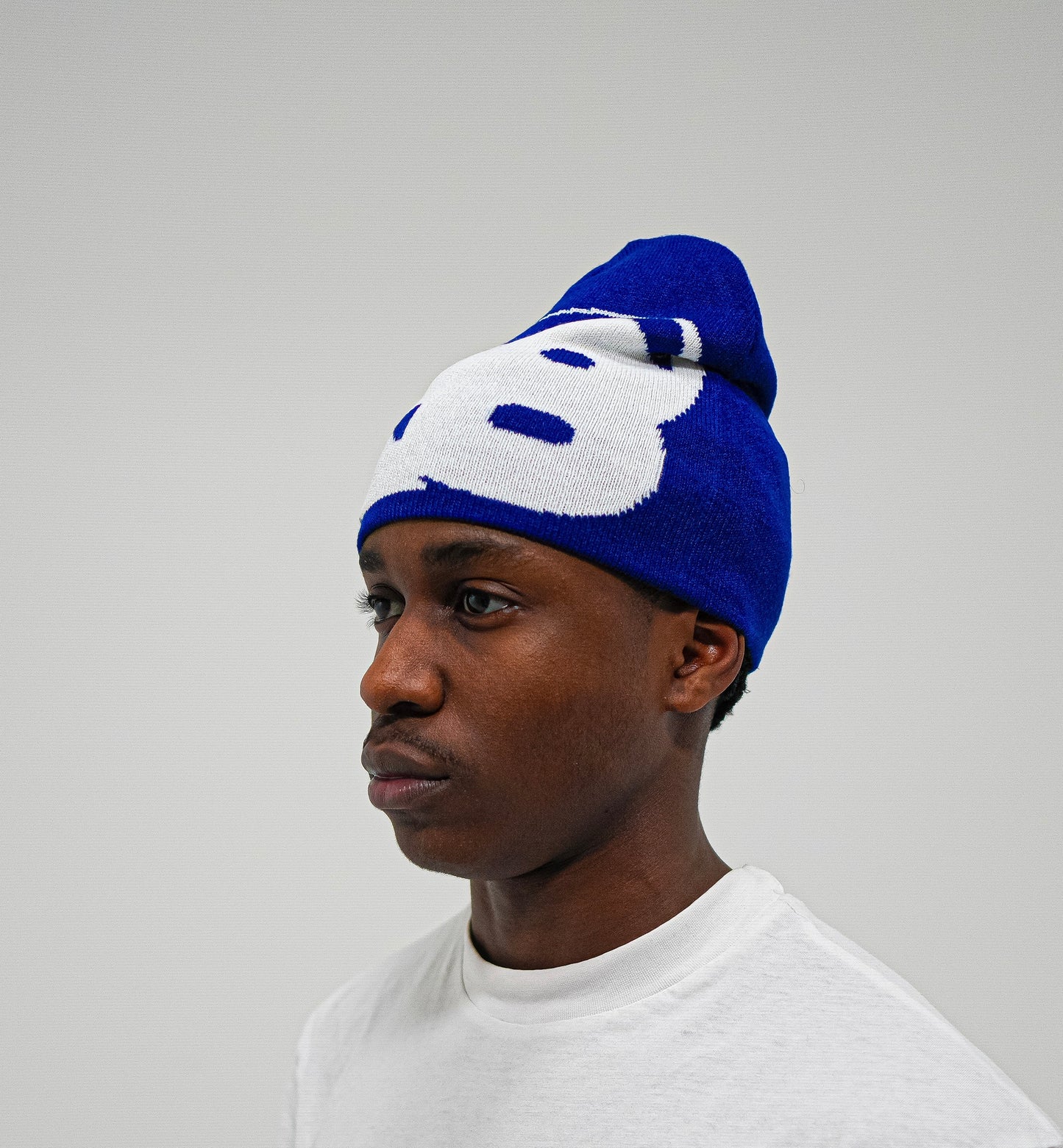 BEANIE BLUE
