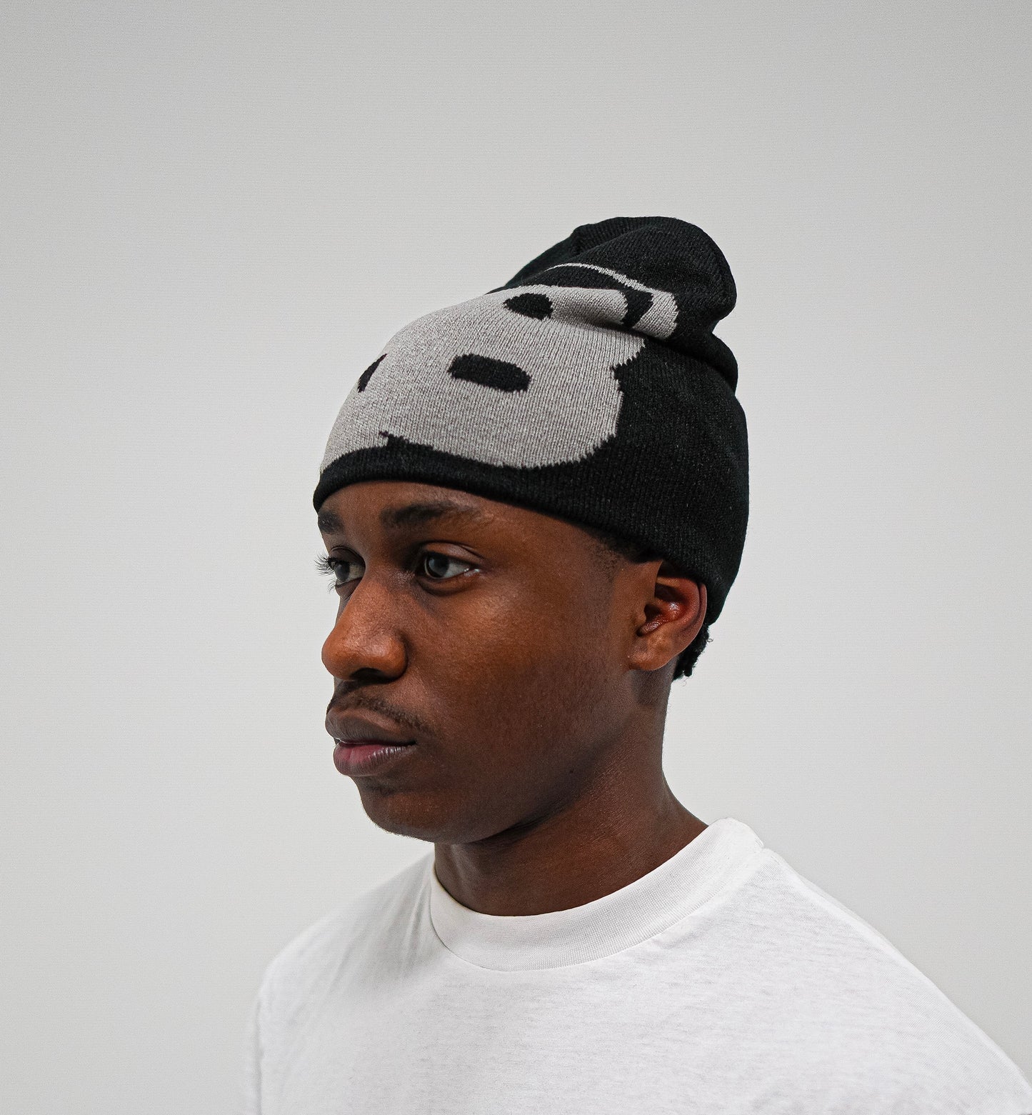 BEANIE BLACK GREY