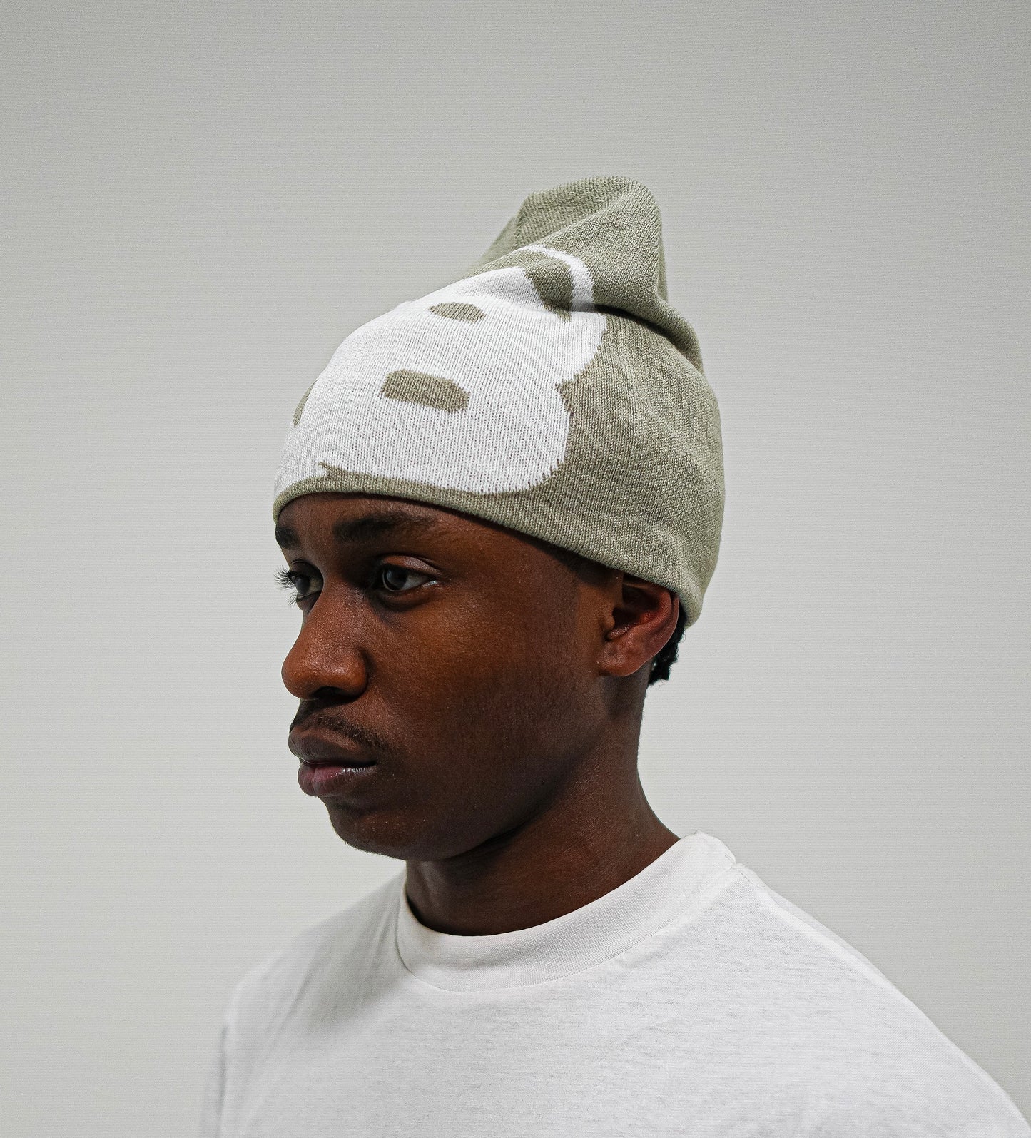 BEANIE BEIGE