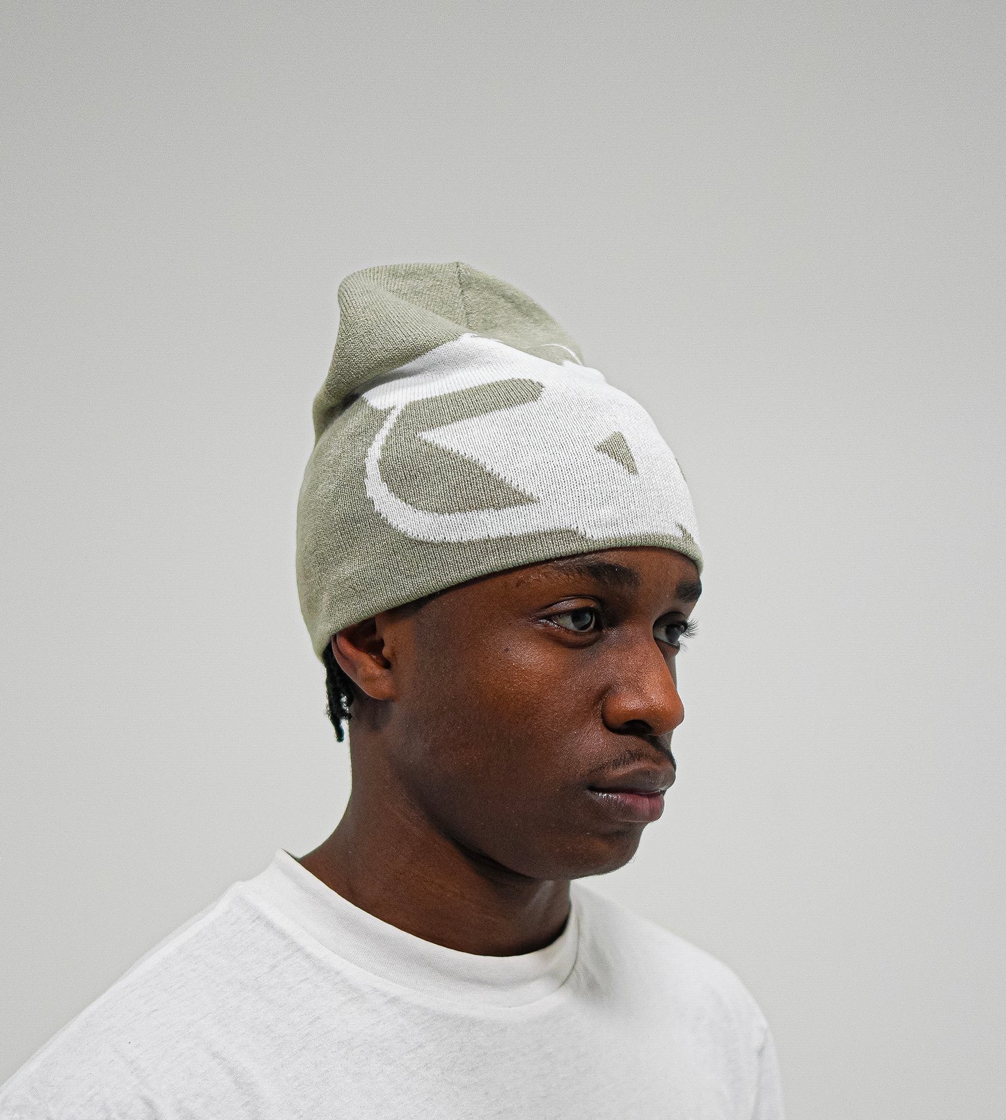 BEANIE BEIGE