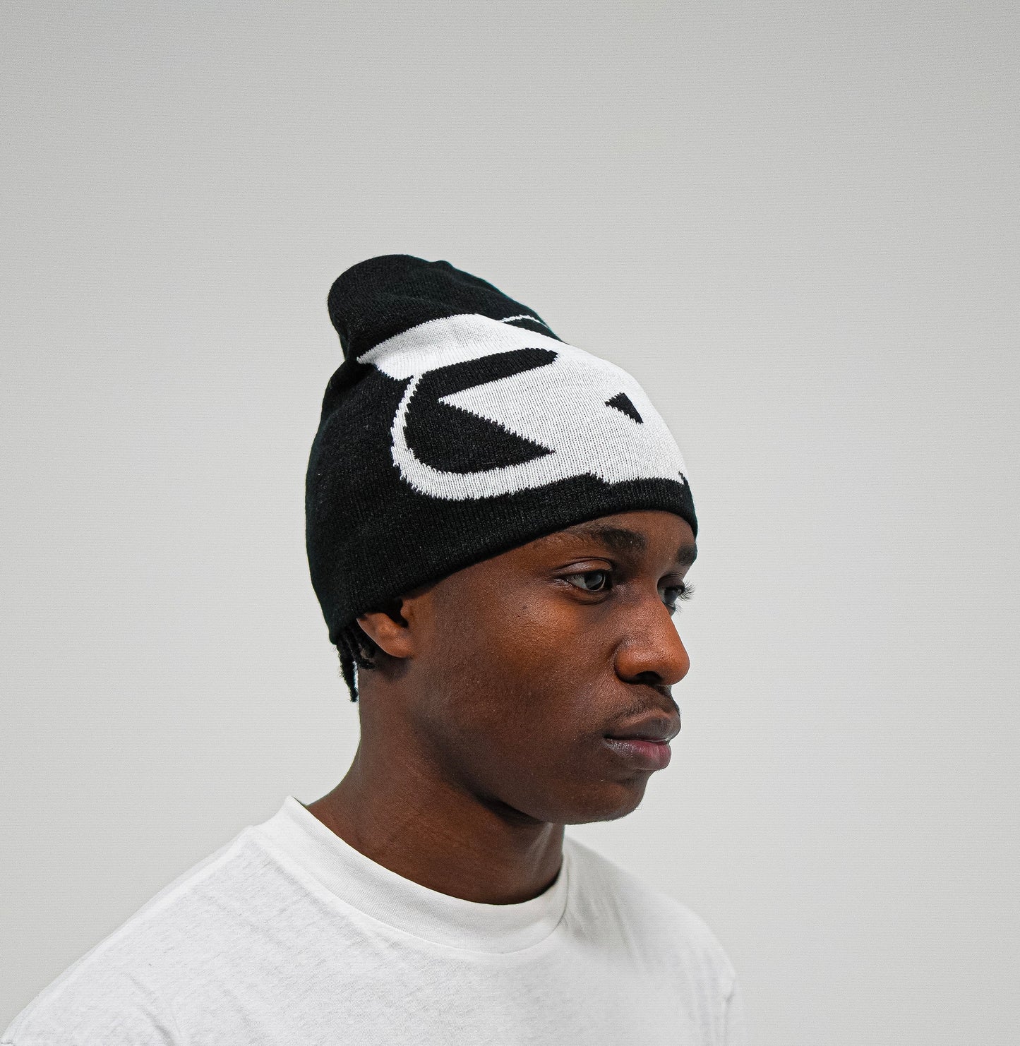 BEANIE BLACK